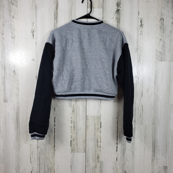 Roma concept by rosee gray and black R logo crop jacket women's size medium - Picture 4 of 10